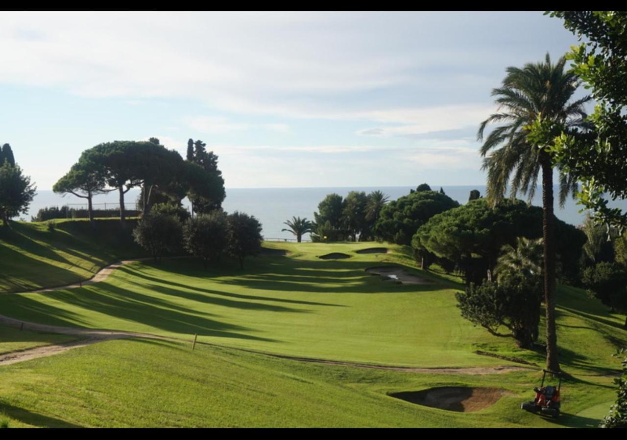 Costa Maresme, Barcelona ,Valentinos House & Pool Villa Vilassar De Dalt Bagian luar foto