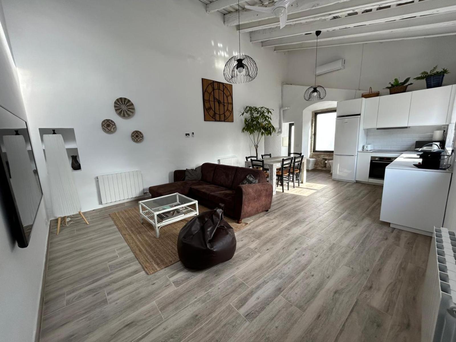 Costa Maresme, Barcelona ,Valentinos House & Pool Villa Vilassar De Dalt Bagian luar foto