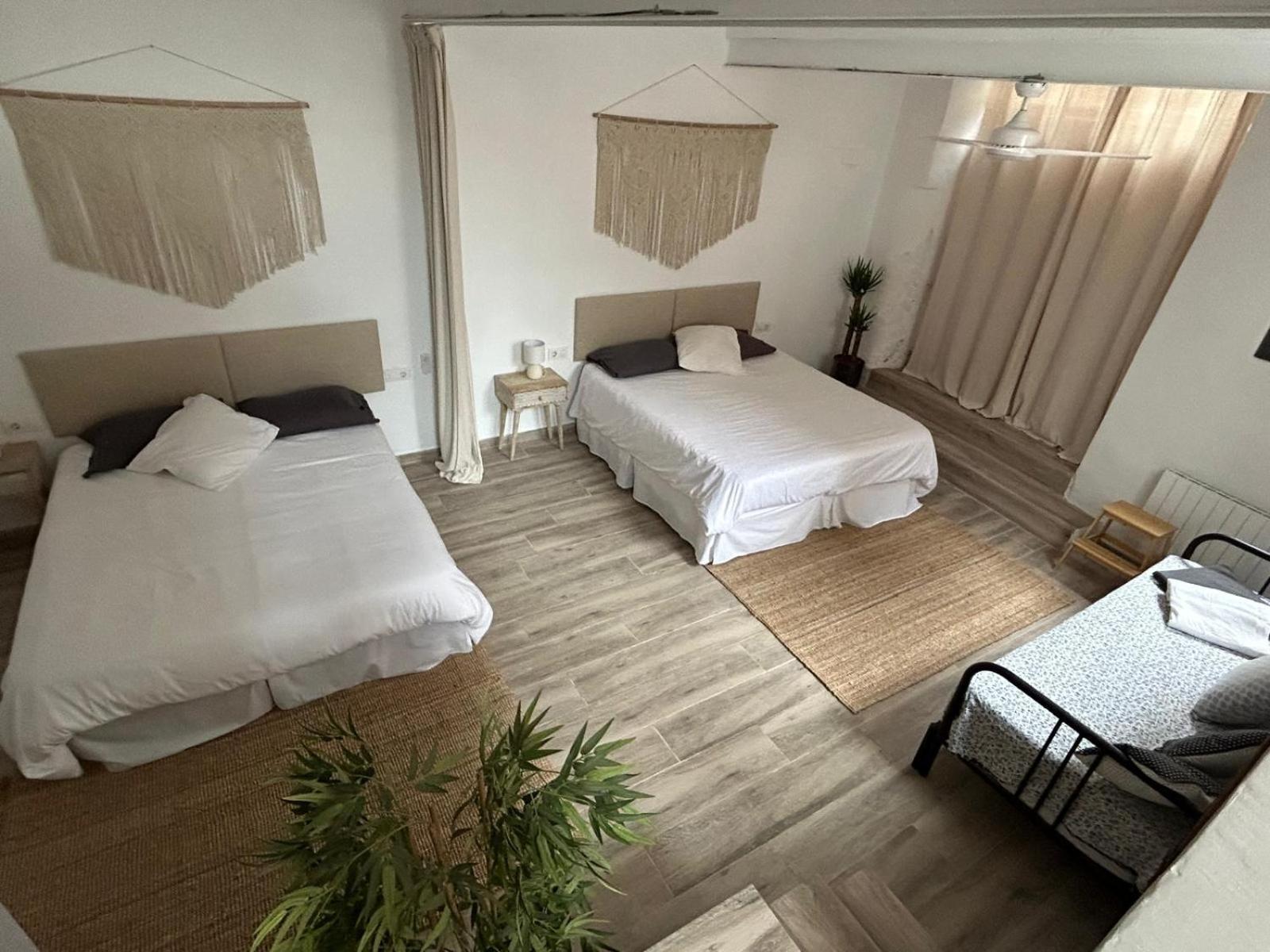Costa Maresme, Barcelona ,Valentinos House & Pool Villa Vilassar De Dalt Bagian luar foto